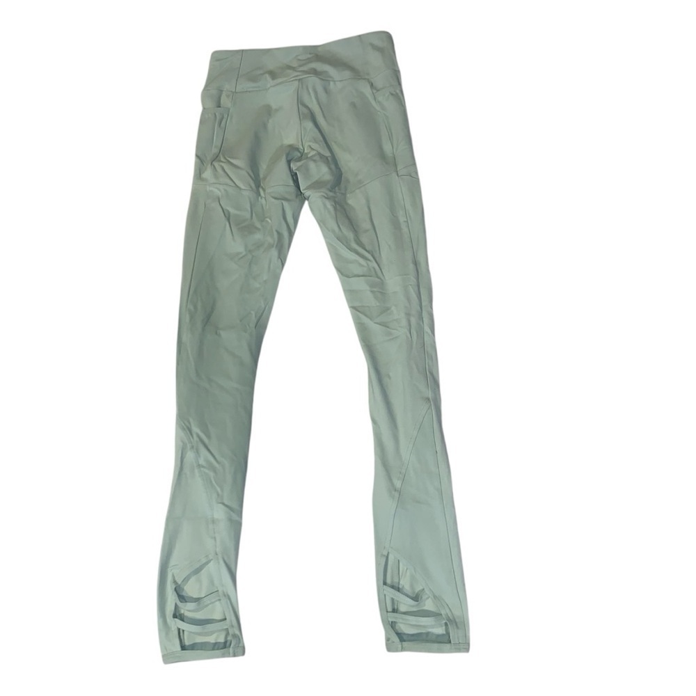 GYMSHARK Pistachio Green Crossover Waist Leggings with pockets size small